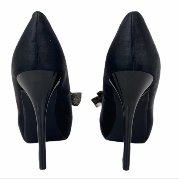 QUPID Black & Gold Bow Stiletto Peep Toe Heels - Picture 5 of 12